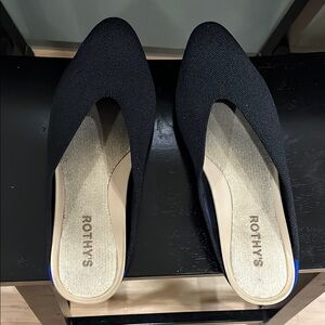 Rothy's Women's almond Black Slip-On Shoes